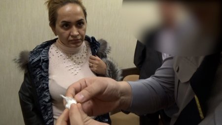 Sosial şəbəkələrdə onlayn narkotik satan 27 nəfər tutulub