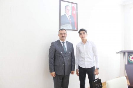 Məzunlarla görüş keçirilmişdir