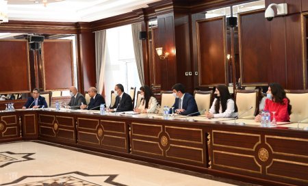 İctimai birliklər və dini qurumlar komitəsinin iclasında