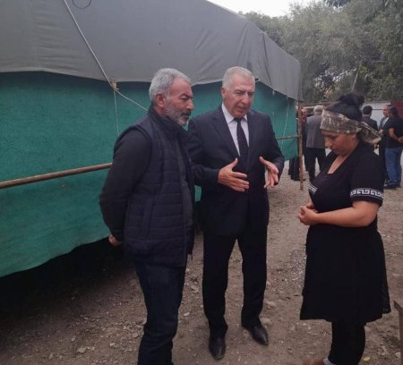 Millət vəkili Aqil Məmmədov şəhid ailələrini ziyarət edib - FOTOLAR