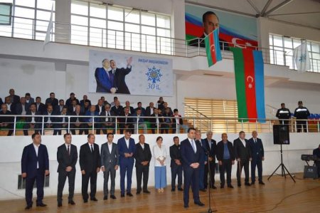 Yeni Azərbaycan Partiyasının təsis olunmasının 30 illiyinə həsr olunan Mini-futbol turnirinin L qrupu üzrə açılış mərasimi keçirildi
