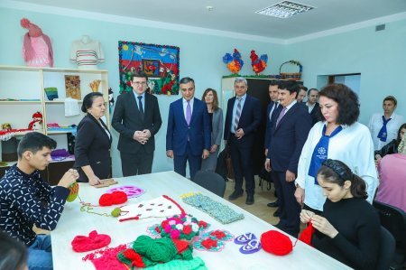 Moldova nümayəndə heyəti Peşə-əmək Reabilitasiya Mərkəzi və   Ahıl şəxslər üçün sosial xidmət müəssisəsi ilə tanış olub