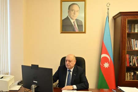 Əmək və sosial siyasət komitəsinin iclasında