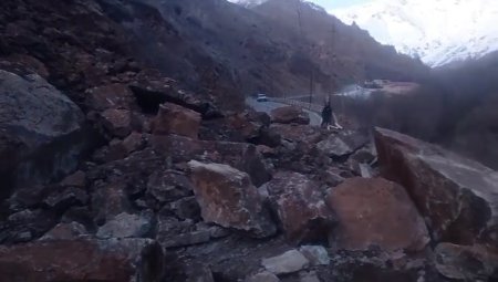 Ordubadda qaya uçub - yolda hərəkət məhdudlaşdırılıb, qaz xətləri sıradan çıxıb