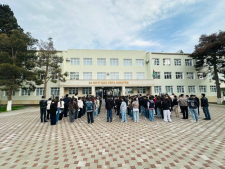 ADA Universitetinin ingilis dili olimpiadası ölkənin müxtəlif bölgələrindən olan məktəbliləri bir araya gətirib