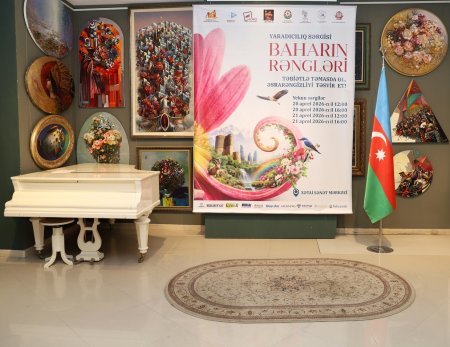Xətai Sənət Mərkəzində “Baharın rəngləri”adlı yaradıcılıq sərgiləri baş tutdu