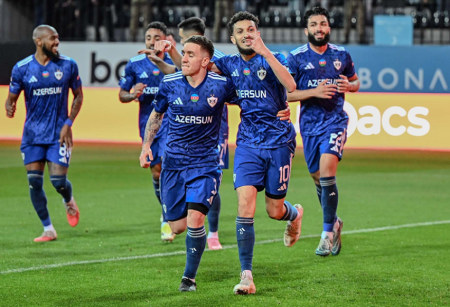 “Qarabağ” 60-cı dəfə səfərdə böyükhesablı qələbə qazanıb