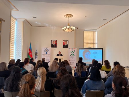 Göygöldə görkəmli oftalmoloq, akademik Zərifə xanım Əliyevanın anadan olmasının 103 illiyinə həsr olunmuş tədbir keçirilib.