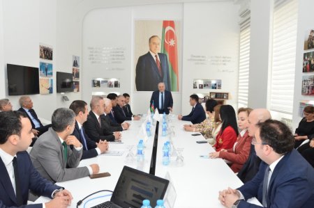 Süni intellektin dövlət idarəçiliyində yeri və rolu: dünya və Azərbaycan təcrübəsi - konfrans