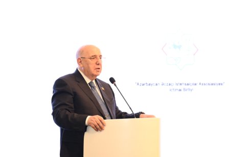 Komitə sədri: Ölkəmizdə yüksəkixtisaslı kadrların hazırlanması sahəsində böyük işlər görülüb