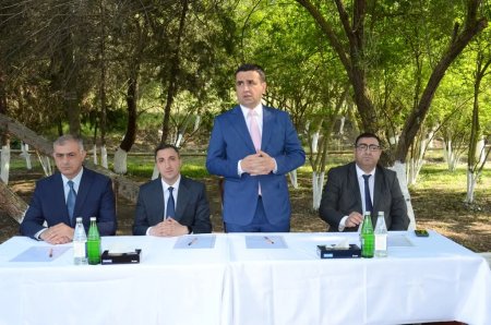 İcra başçısından kənd sakinləri ilə görüş