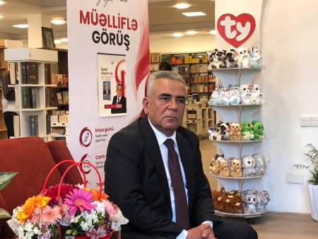 Kitab təqdimatı: “ƏLVİDA  DEYİRƏM  AYRILIQLARA”