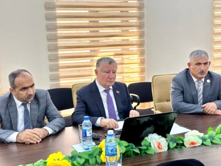 Deputatdan seçicilərlə daha bir görüş