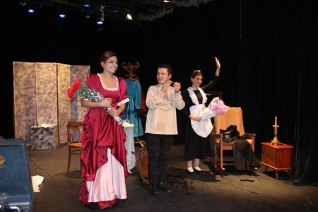 Gürcüstandakı Azərbaycan teatrı ötən il 10 tamaşa hazırlayıb