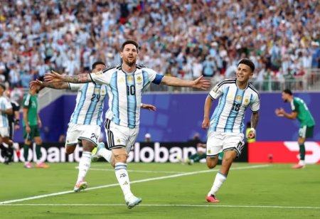 Dünya çempionatı: Messinin het-triki Argentinaya Əlcəzair üzərində qələbə qazandırıb