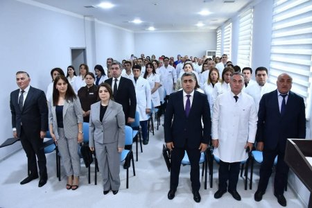 Sabunçu Tibb Mərkəzində 17 iyun – Tibb İşçilərinin Peşə Bayramı Günü münasibətilə tədbir keçirilib