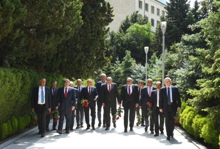 İordaniya Haşimilər Krallığı Nümayəndələr Palatasının spikeri Fəxri xiyabanı və Zəfər parkını ziyarət edib