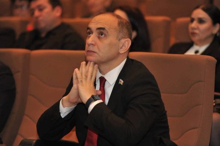 XOŞBƏXTLİK TƏKCƏ PULLA ÖLÇÜLMÜR – ƏSL ZƏNGİNLİK MƏNƏVİ DƏYƏRLƏRDİR