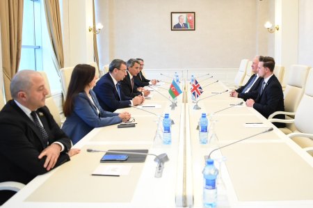 Böyük Britaniya ilə parlamentlərarası əlaqələr inkişaf edir