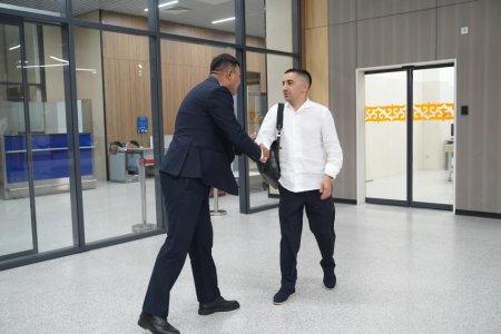 Prezident Japarovun təşəbbüsü ilə Azərbaycan jurnalistləri Qırğızıstana gəliblər
