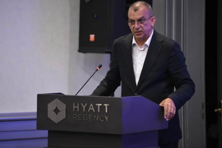 Nəqliyyat iqtisadiyyat deməkdir, avtomobil sənayesi isə böyük iqtisadi məkandır