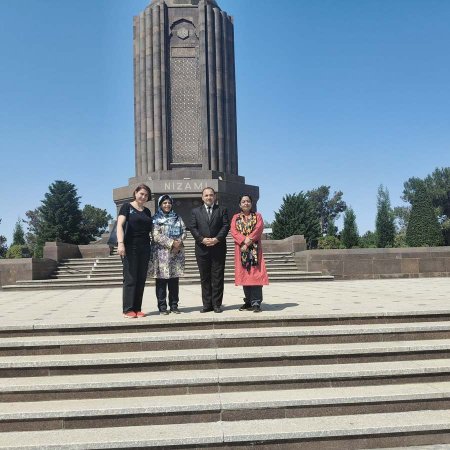 Pakistanlı nizamişünas alimlər Gəncəyə səfər ediblər