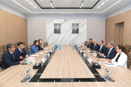 Azərbaycan və Qazaxıstan Orta Dəhlizin inkişafına dair müzakirələr aparıb