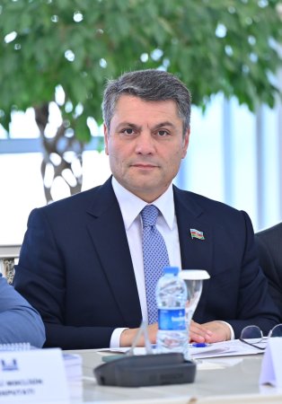 Azərbaycanın Mərkəzi Asiya ilə strateji əməkdaşlığı çərçivəsində sıx münasibətlərinin mövcud olduğu dövlətlərdən biri də Özbəkistan Respublikasıdır