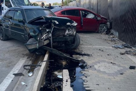 Naxçıvanda zəncirvari qəza - 4 avtomobil toqquşub