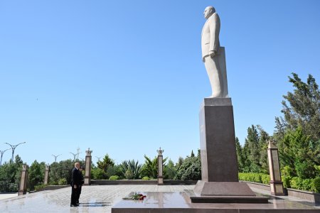 Prezident İlham Əliyev Hərbi Dəniz Qüvvələrində olub