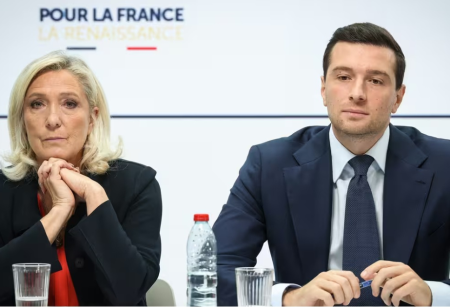 Fransa: Marin Lö Penin 140 milyard avroluq qənaət planı tənqid olunub