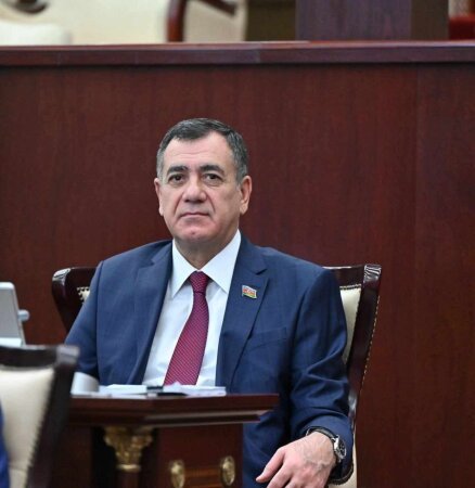 Millət vəkili Qüdrət Həsənquliyev partiyanın mətbuat xidmətinin suallarını cavablandırıb